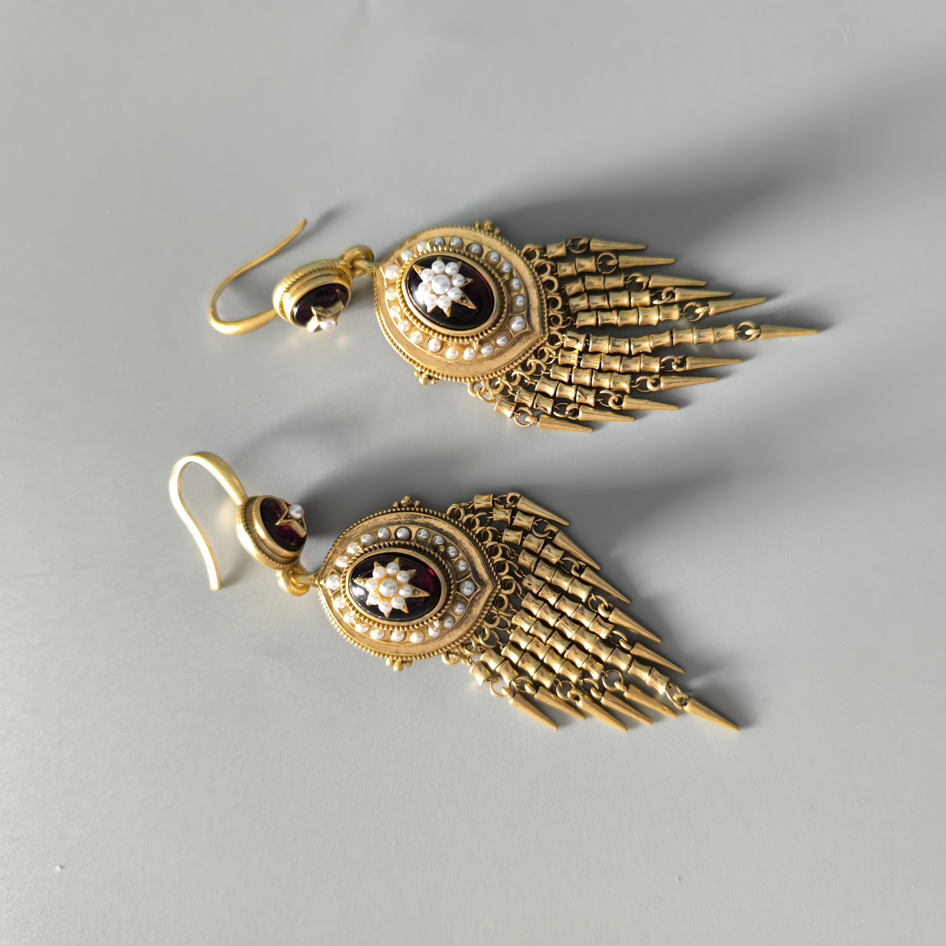 Retro Vintage diamond-set brass earrings 