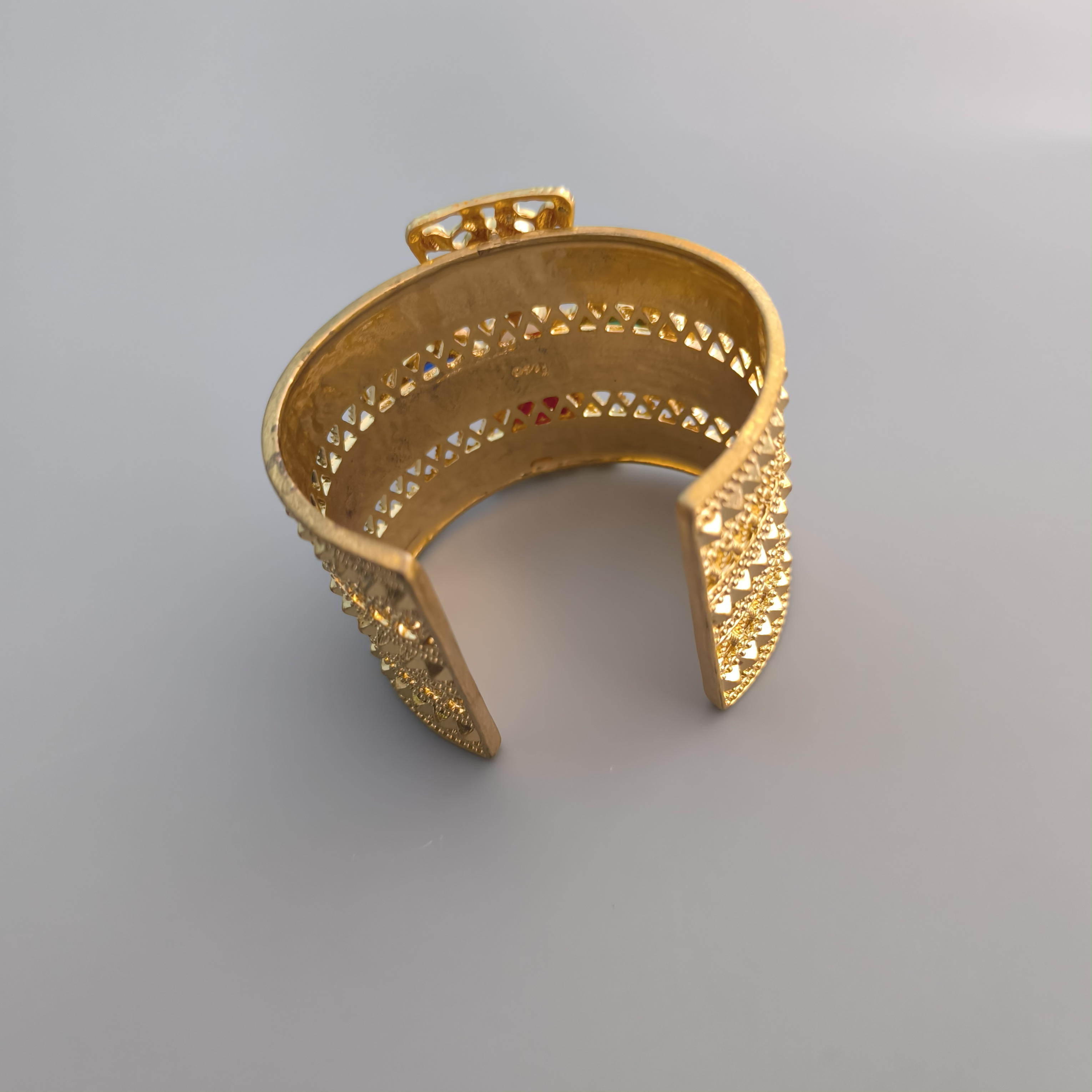 colorful artificial diamonds golden color bracelet bangles